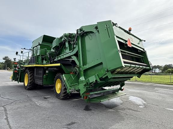 Image of John Deere CP690 equipment image 3