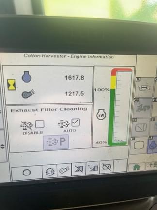 Image of John Deere CP690 equipment image 1