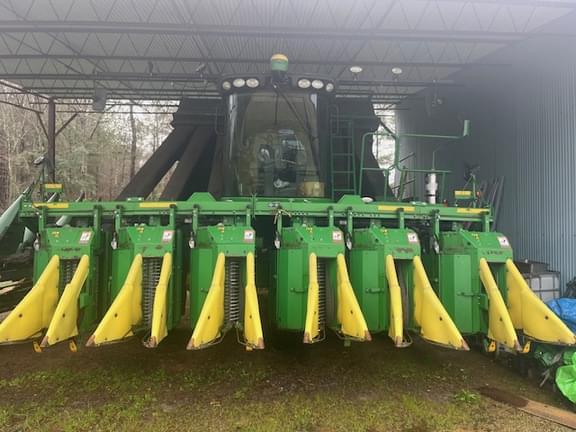 Image of John Deere CP690 Primary image