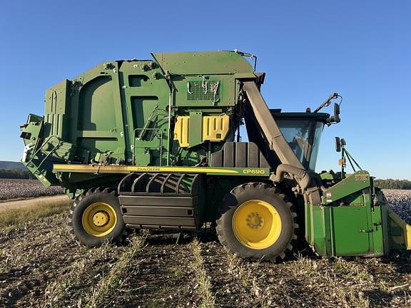 Image of John Deere CP690 Primary image