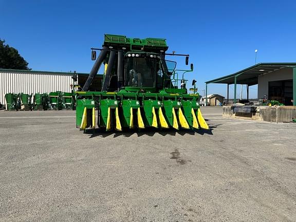 Image of John Deere CP690 equipment image 2