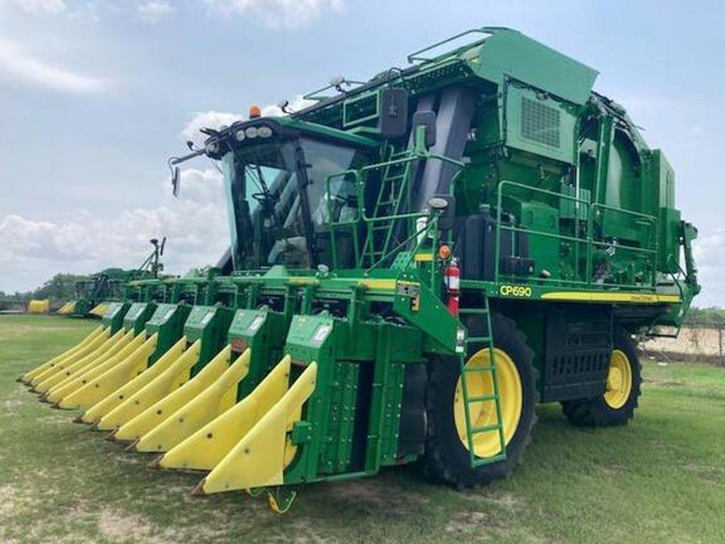 Image of John Deere CP690 Primary image