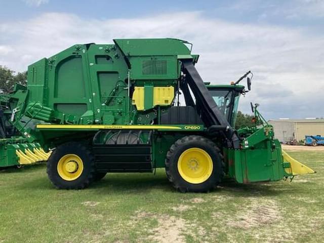 Image of John Deere CP690 equipment image 3