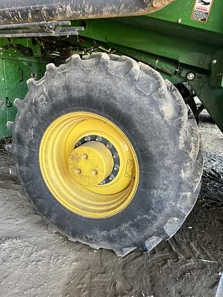 Image of John Deere CP690 equipment image 3