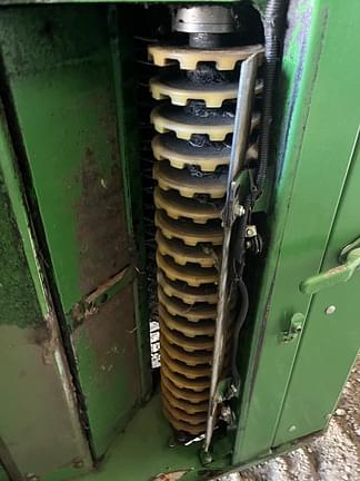 Image of John Deere CP690 equipment image 1