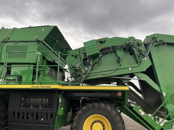 Image of John Deere CS690 Primary image