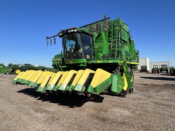 SOLD - 2019 John Deere CS690 Stock No. 248785 Harvesting with 638 Hrs ...