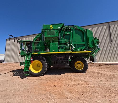 Image of John Deere CS690 equipment image 1