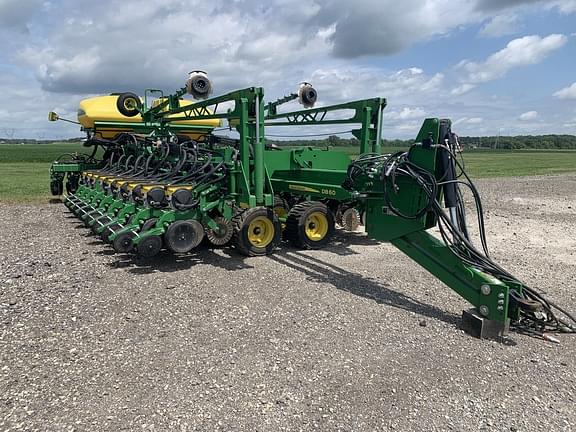 Image of John Deere DB60 equipment image 1