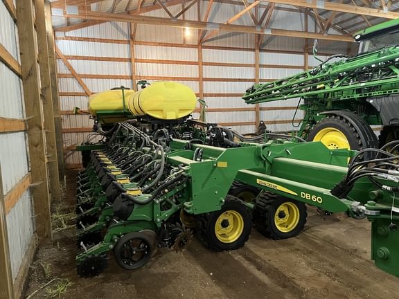 Main image John Deere DB60