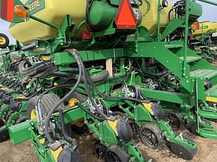 Main image John Deere DB60 8