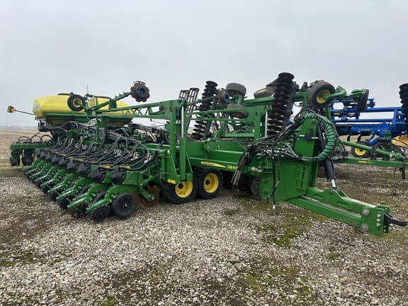 2019 John Deere DB60 Equipment Image0