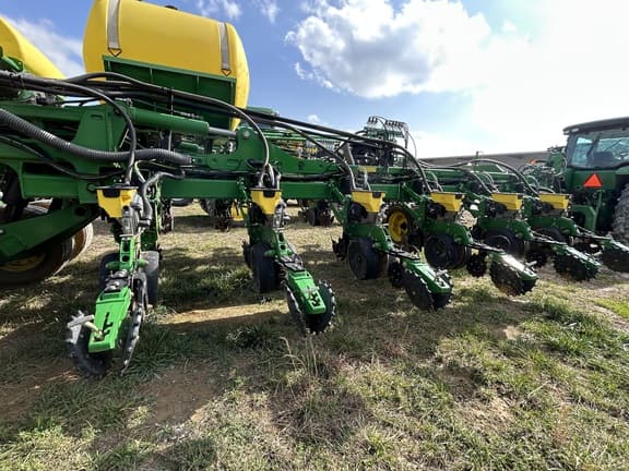 Image of John Deere DB60 equipment image 4