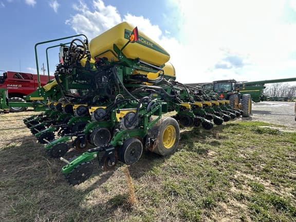 Image of John Deere DB60 equipment image 2