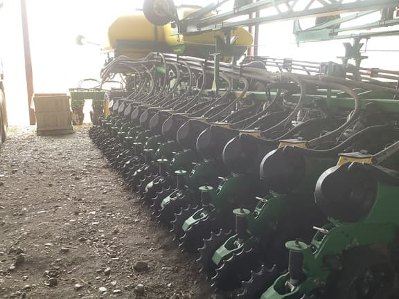 Image of John Deere DB60 equipment image 4