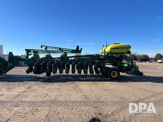 Image of John Deere DB60 equipment image 2