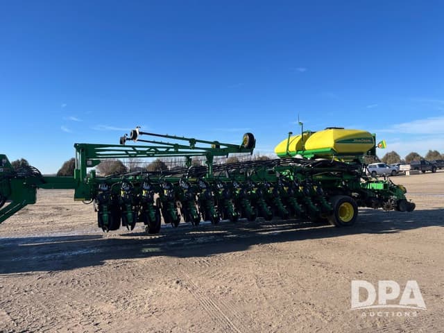 Image of John Deere DB60 equipment image 1