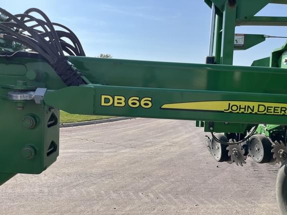Image of John Deere DB66 equipment image 3