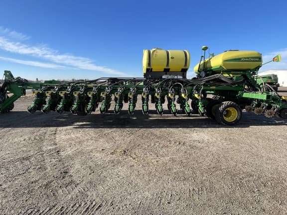 Image of John Deere DB66 equipment image 3