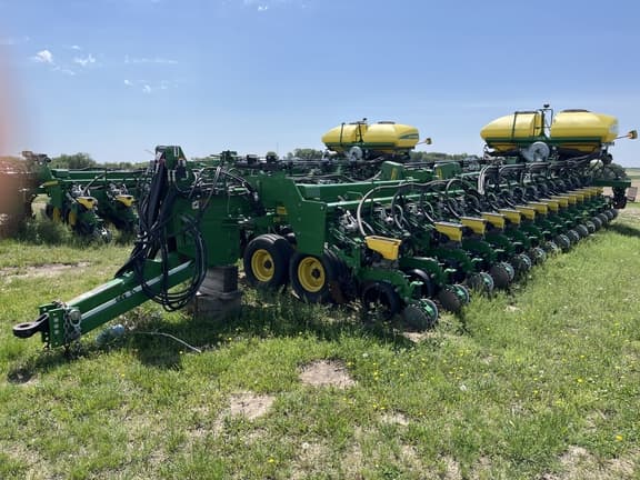 Image of John Deere DB90 equipment image 2