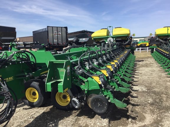2019 John Deere DB90 Equipment Image0