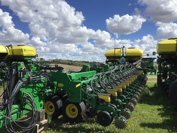 2019 John Deere DB90 Equipment Image0