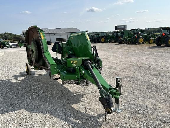 Image of John Deere E12 equipment image 3