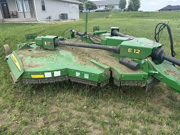 Image of John Deere E12 equipment image 3