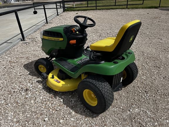 Image of John Deere E120 equipment image 4
