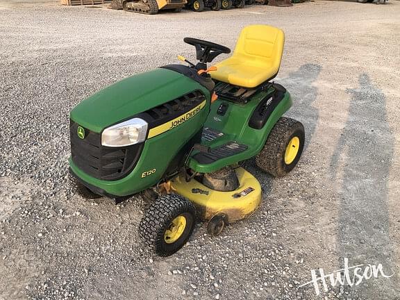 Image of John Deere E120 equipment image 2