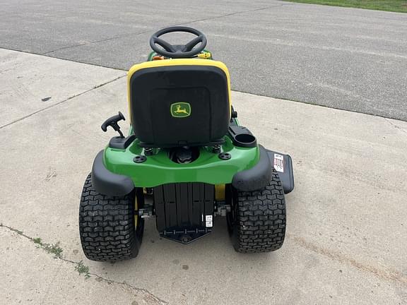 Image of John Deere E130 equipment image 2