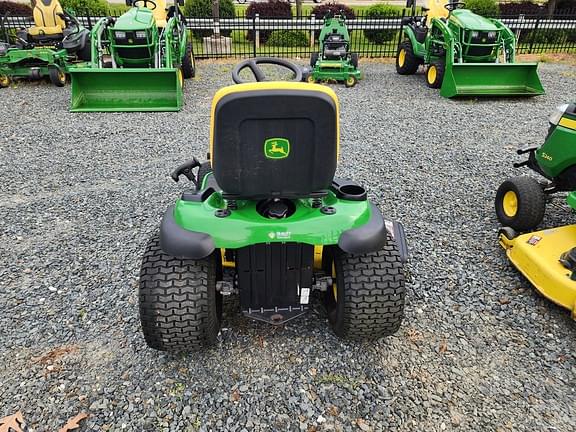 Image of John Deere E130 equipment image 3