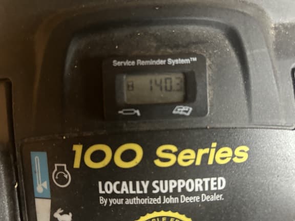 Image of John Deere E130 equipment image 3