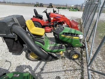 Main image John Deere E130