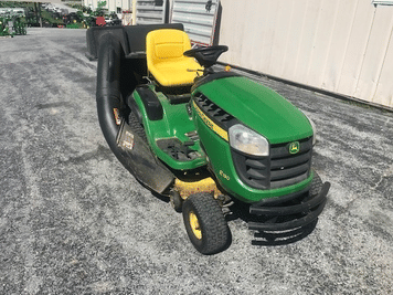 Main image John Deere E130