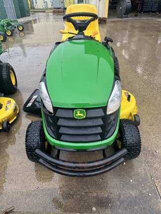 Image of John Deere E130 equipment image 2