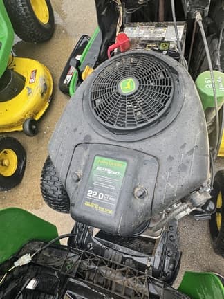 Image of John Deere E130 equipment image 4