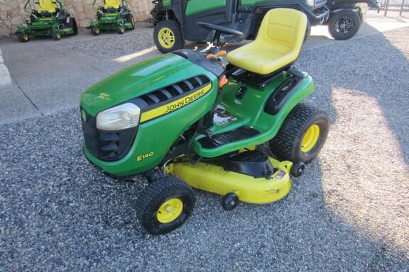 Image of John Deere E140 Primary image