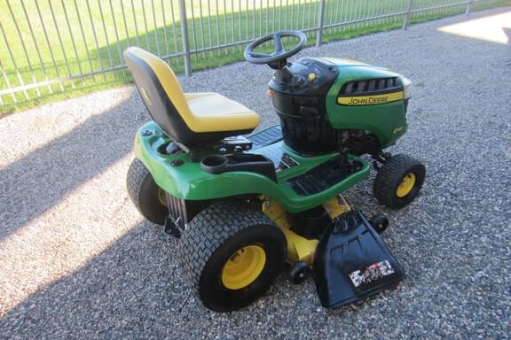 Image of John Deere E140 equipment image 4