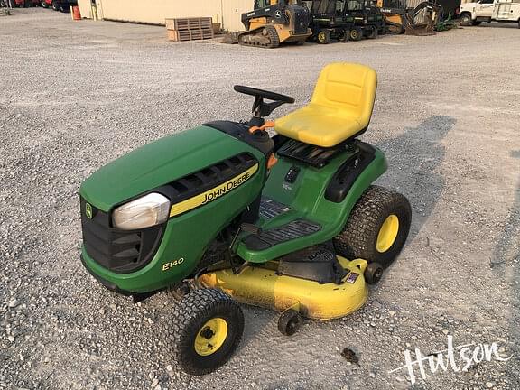 Image of John Deere E140 equipment image 1