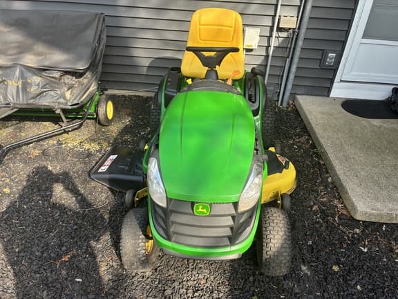 Image of John Deere E150 equipment image 1