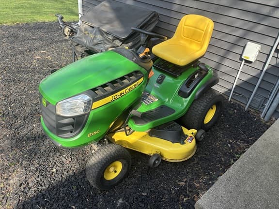 Image of John Deere E150 equipment image 2