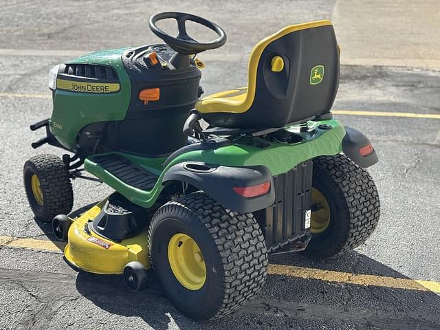 Image of John Deere E160 equipment image 2