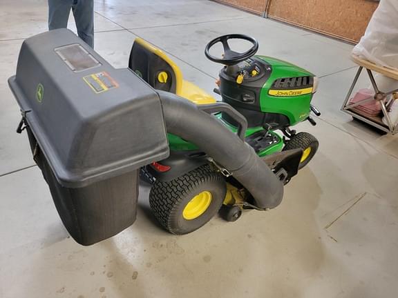 Image of John Deere E160 equipment image 4