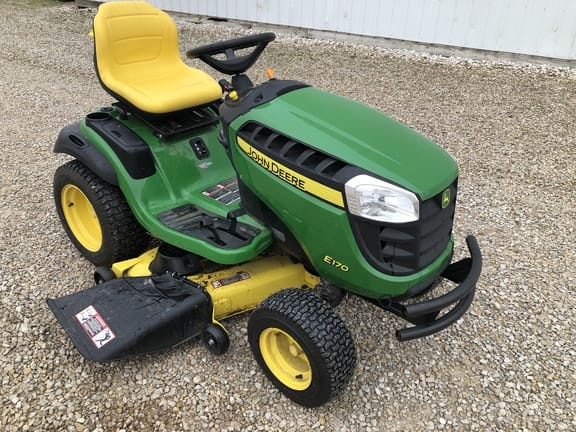 Main image John Deere E170