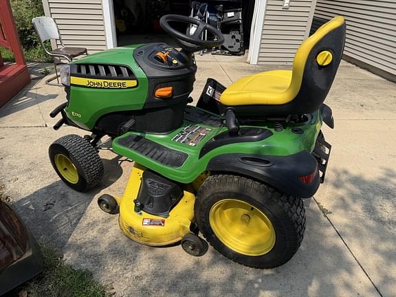 Image of John Deere E170 equipment image 3