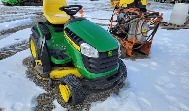 Image of John Deere E170 equipment image 1