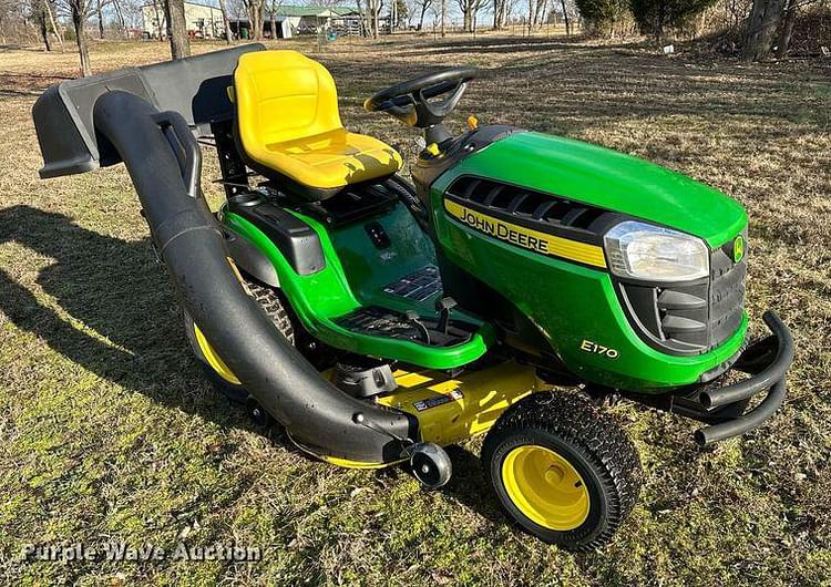 John deere e170 lawn tractor hot sale