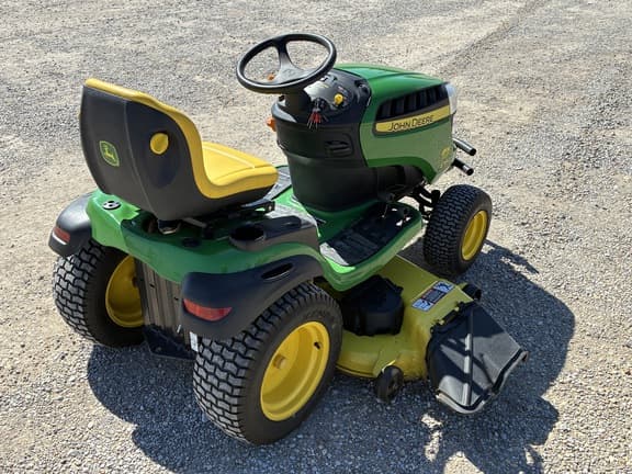 Image of John Deere E180 equipment image 4