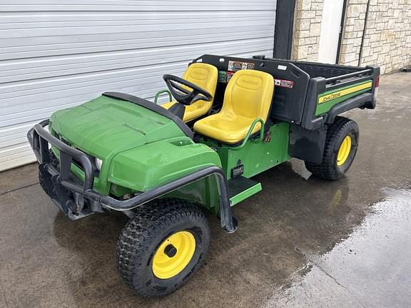 Image of John Deere Gator TE 4x2 equipment image 1